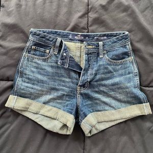 Hollister High Waist Boyfriend Shorts